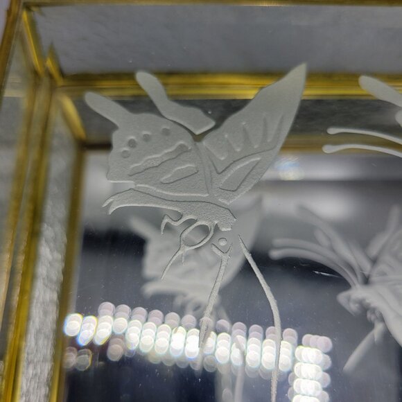 Vintage Flambro Glass Jewelry Box Etched Butterfly Design Brass Frame Taiwan - Picture 7 of 16